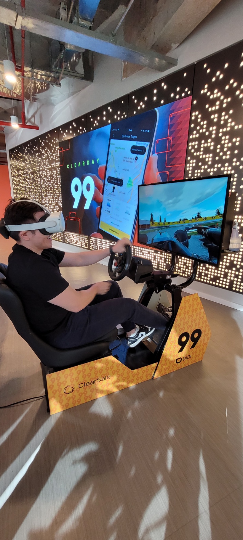 Simulador de corrida VR — ativação 99 / ClearSale